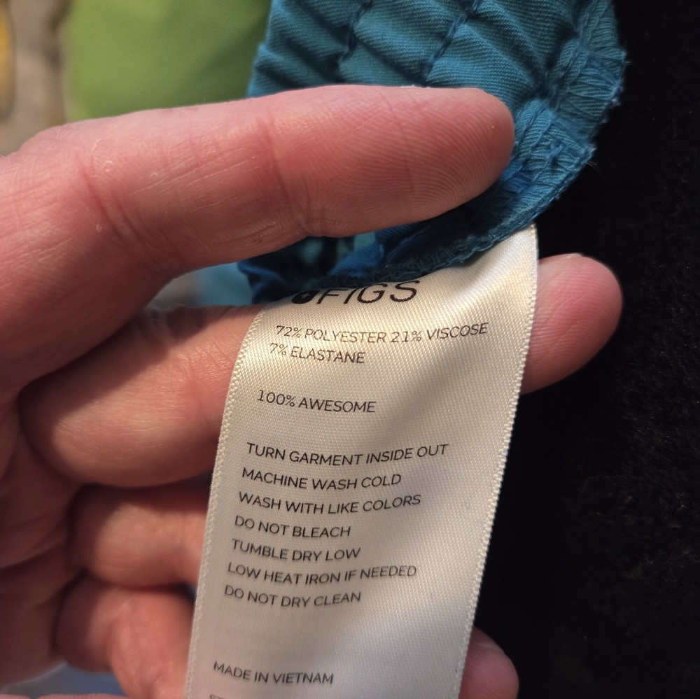 Figs Teal Technical Collection Medium Scrubs - image 4